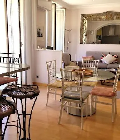 From 1882, Romantic Flat, In The Golden Square Apartment Nice