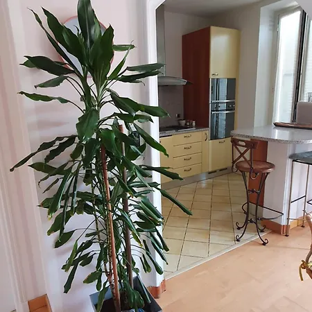 Apartment From 1882, Romantic Flat, In The Golden Square