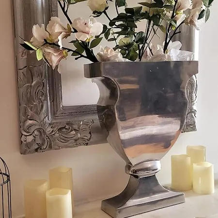 From 1882, Romantic Flat, In The Golden Square Apartment *