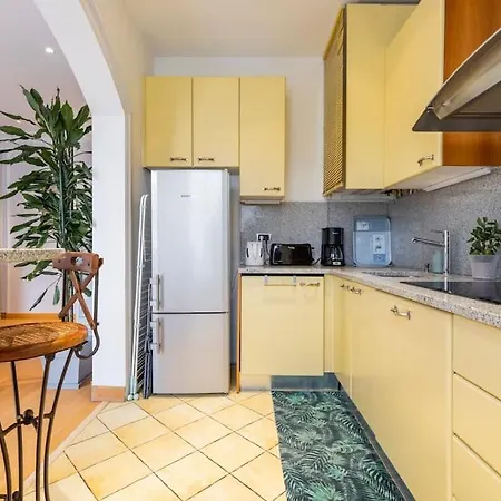 From 1882, Romantic Flat, In The Golden Square Apartment *