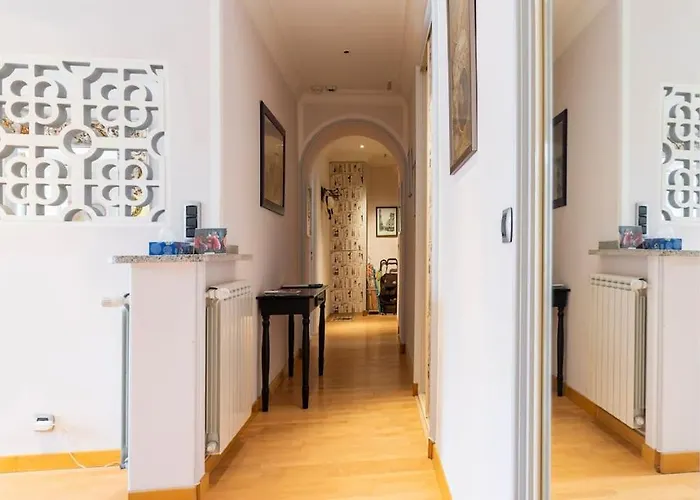 From 1882, Romantic Flat, In The Golden Square アパート