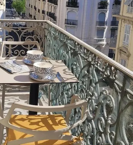 アパート From 1882, Romantic Flat, In The Golden Square ニース