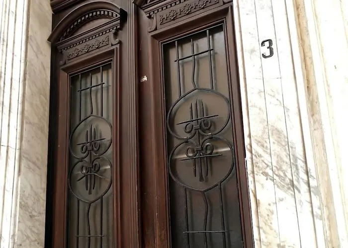 From 1882, Romantic Flat, In The Golden Square アパート