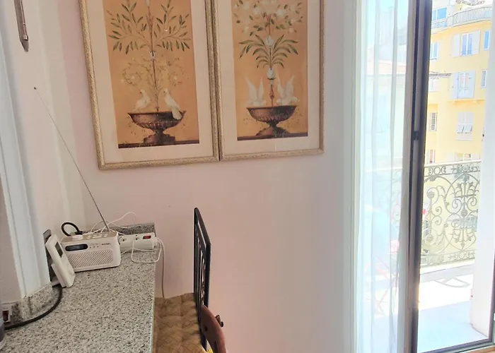 Apartment From 1882, Romantic Flat, In The Golden Square