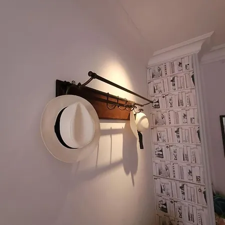 From 1882, Romantic Flat, In The Golden Square * 니스