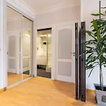From 1882, Romantic Flat, In The Golden Square * ニース